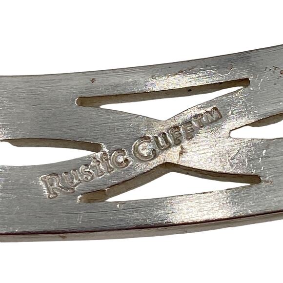 Silver Rustic cuff - Picture 4 of 5